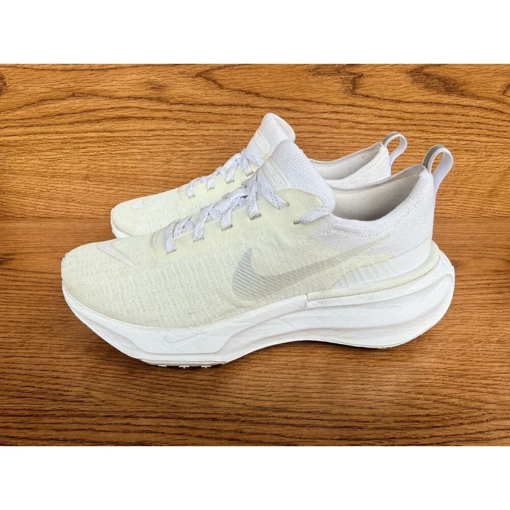 Nike ZoomX Invincible 3 “White Photon Dust” Size 7 men’s / 8.5 Women’s